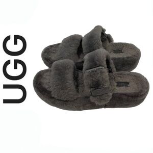 UGG. FUZZ YEAH. Charcoal color. Super Cozy Slippers.Size 7.5.